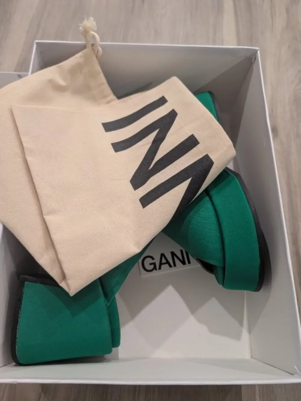 GANNI | Retro Satin Platform Wedge Mule In Kelly Green EU 36